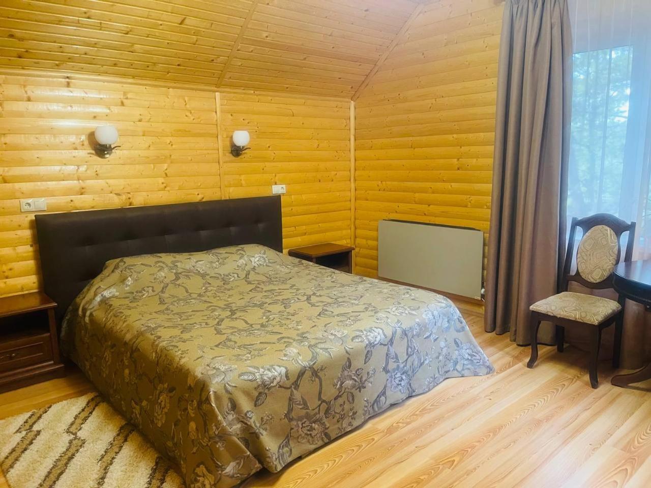 Ethno Complex Ukrayinske Selo Hotel Buzovaya Exterior photo
